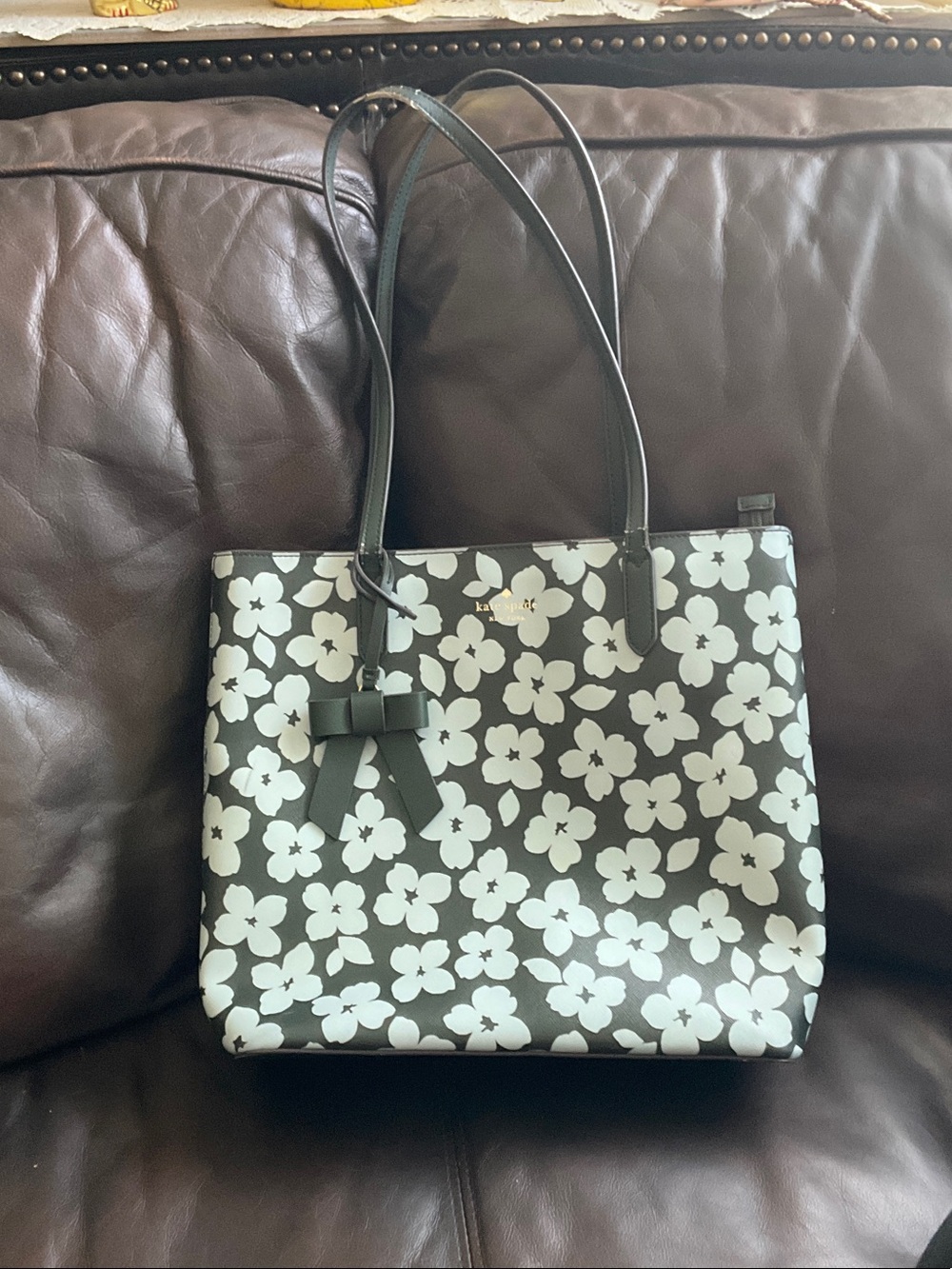 kate spade  saffiano pvc Floral Bow Tote